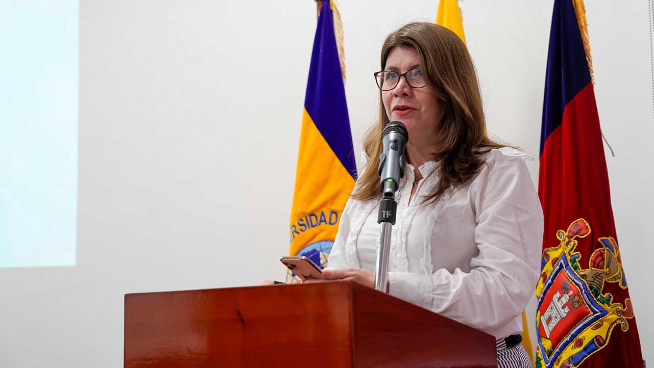 María Sol Villagómez, vicerrectora de la sede Quito durante la bienvenida