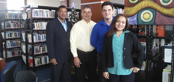 Docentes investigadores Pedro González Rivera, Eddy Conde Lorenzo, Pedro Núñez Izaguirre e Ingrid Fiallos Vargas.