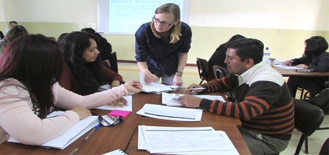 Astrid Vandormael (centro), facilitadora del curso