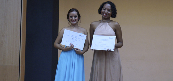 La pianista Ekaterina Poukhiria junto a la soprano Ruth Díaz.