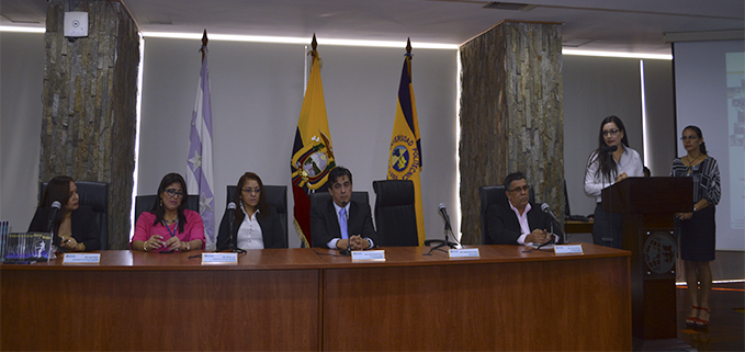Autoridades de la UPS sede Guayaquil presentes en el evento