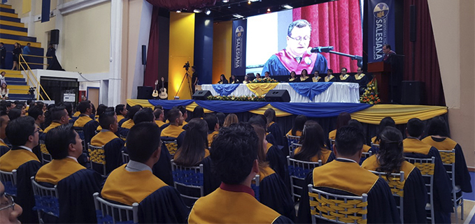 UPS-Quito Vice President José Juncosa during his speech