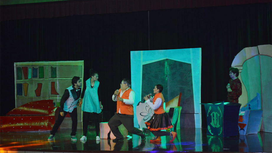 The Katharsis theater group during the play