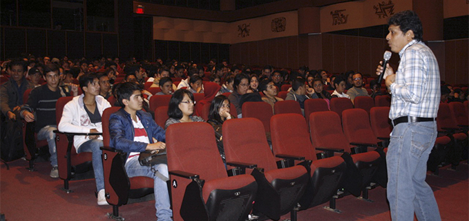 Jorge Luis Escobar during his talk