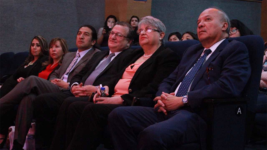 Autoridades de la UPS y del Gobierno de Guatemala disfrutan del concierto