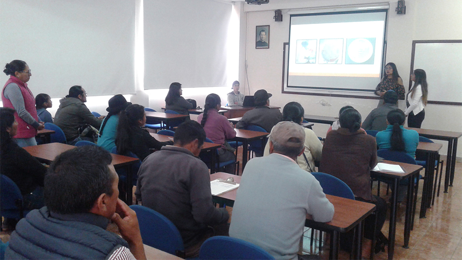 Representantes de comunidades de Cayambe y Pedro Moncayo en la socialización del proyecto del grupo NUNKUI WAKAN