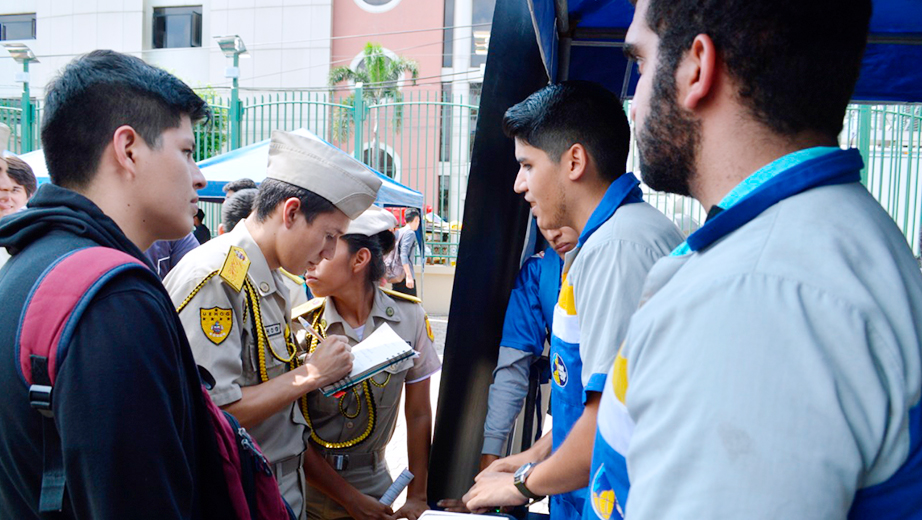 Estudiantes exponen sus trabajos sobre movilidad sostenible