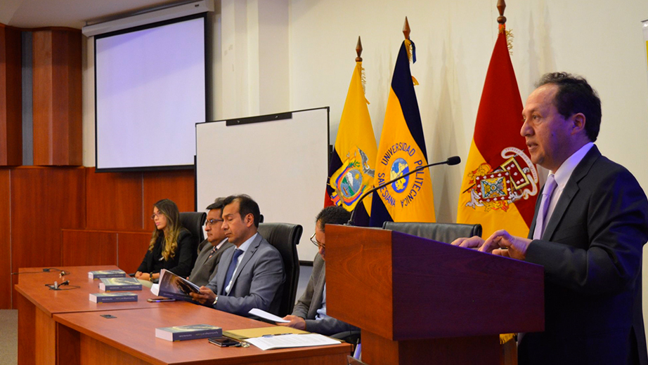 Fredi Portilla, autor del libro: Agroclimatología del Ecuador