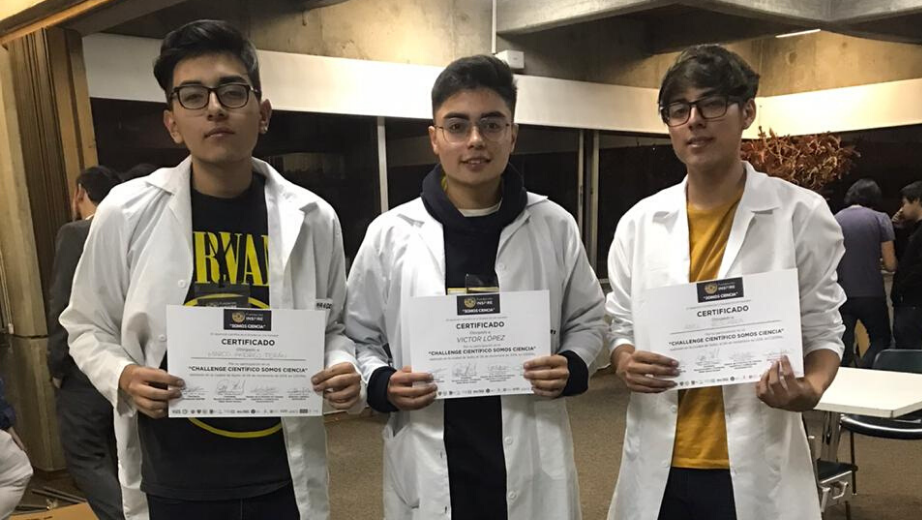 Estudiantes de Biomedicina obtuvieron el tercer lugar en el Challenge Científico realizado en Quito