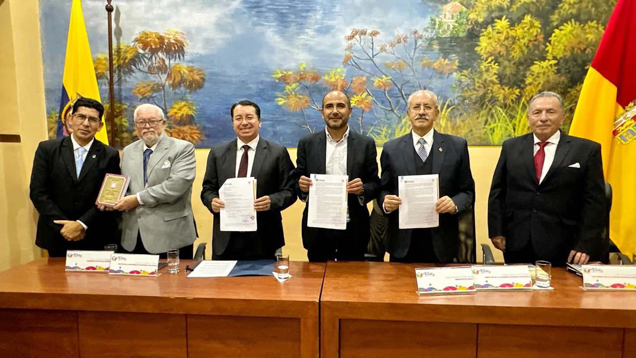 Blas Garzón Vera, Juan Cordero Íñiguez, Juan Cárdenas , Juan Cristóbal Lloret, César Alarcón Costta and Franklin Barriga López