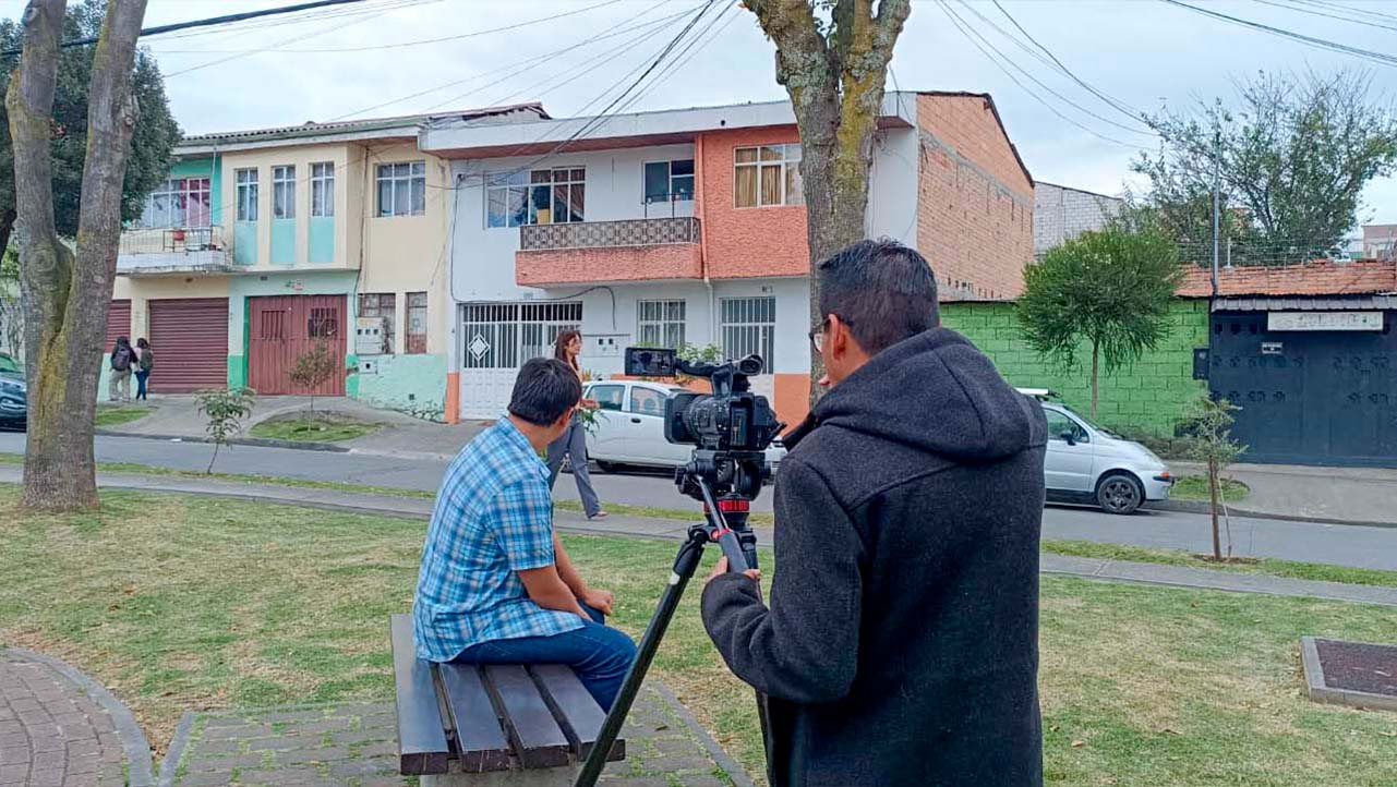 Producción de uno de los cortometrajes desarrollados por estudiantes de la UPS sede Cuenca